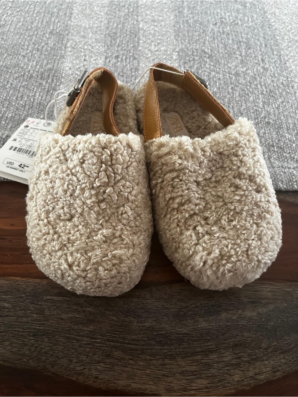Zara Kids Plush Sherpa Slip-On Shoes in Cream
